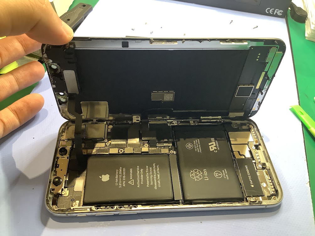 iPhone13のバッテリー交換ならデータをそのまま・最短即日修理のスマホ修理工房ラザウォーク甲斐双葉店へ